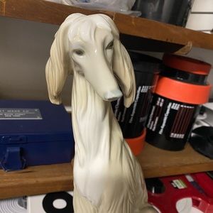 Lladro dog ( large piece)